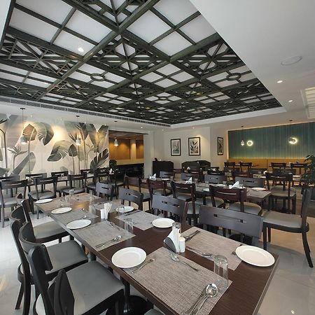Hotel Abad Kochi Bagian luar foto