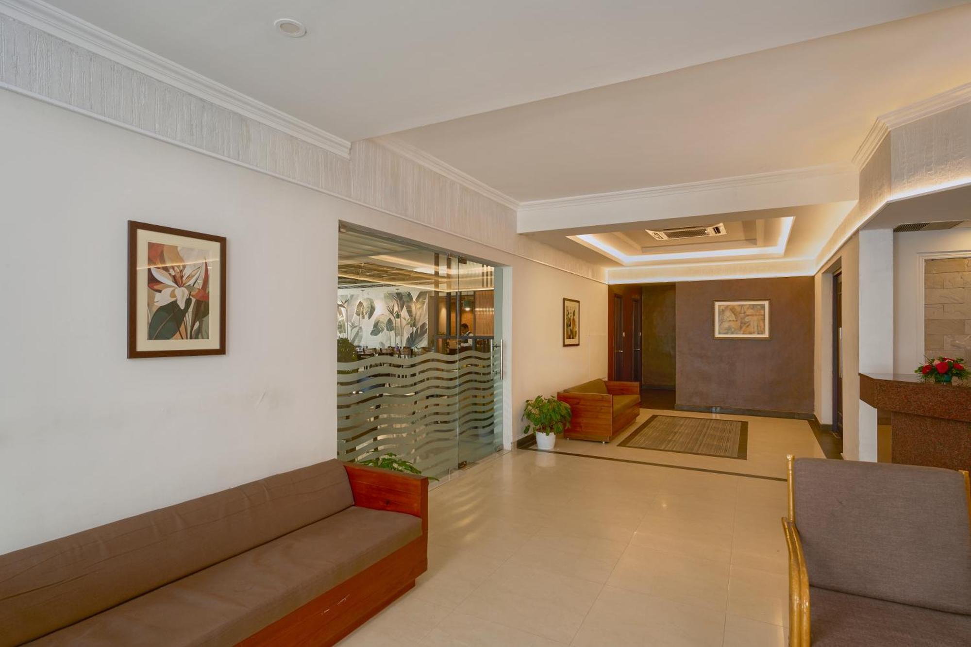 Hotel Abad Kochi Bagian luar foto