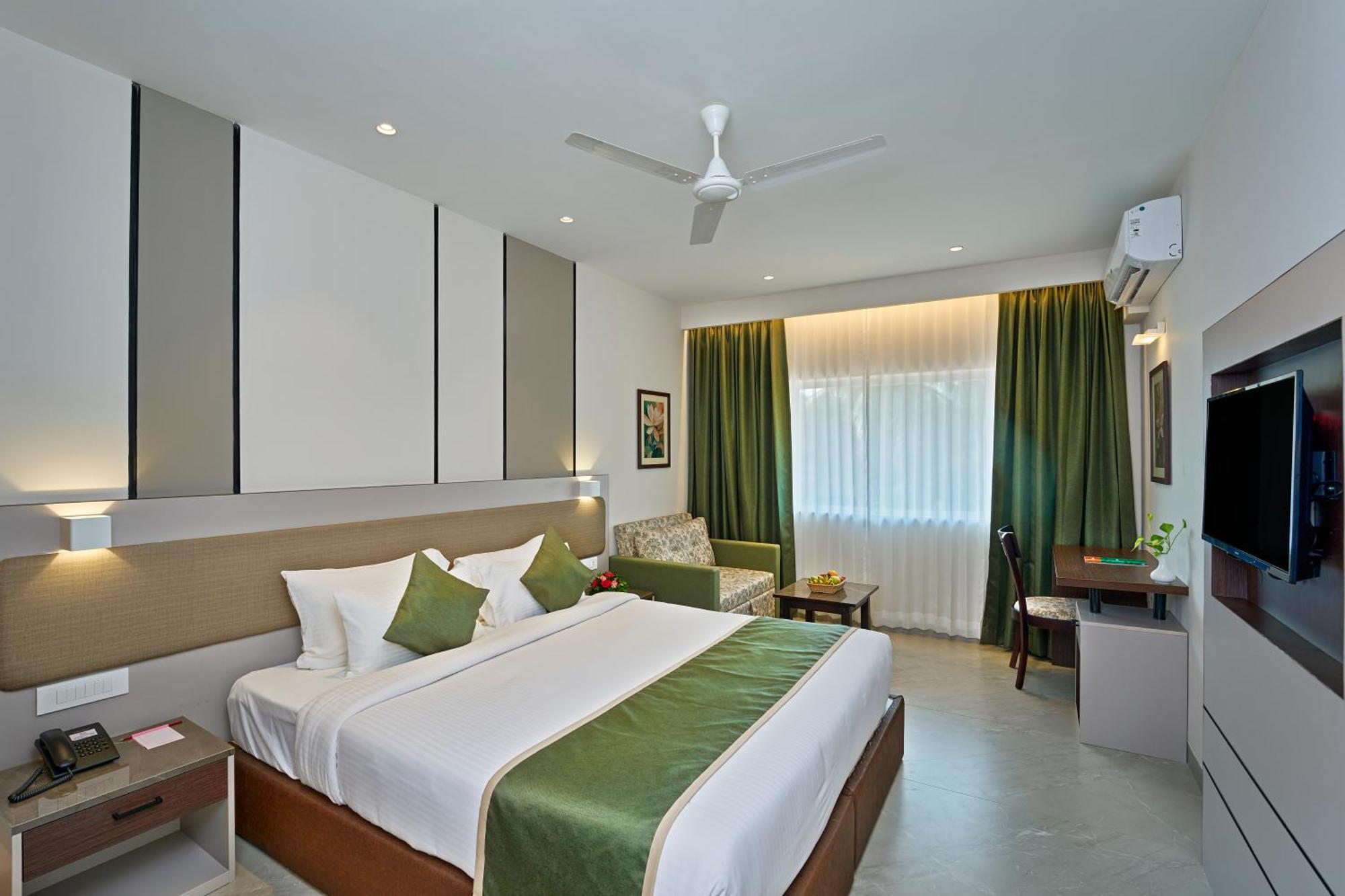 Hotel Abad Kochi Bagian luar foto
